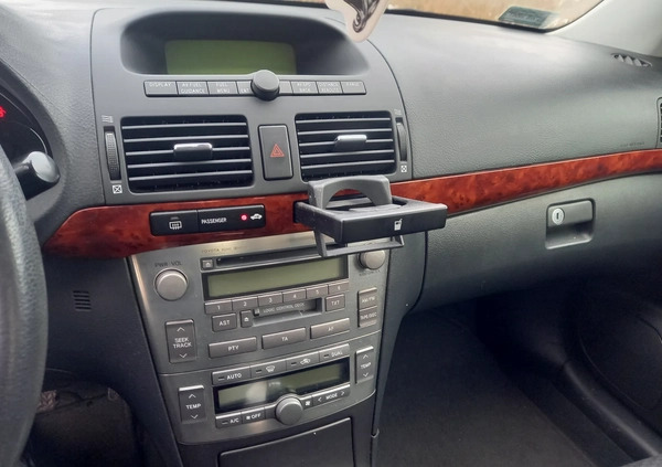 Toyota Avensis cena 14000 przebieg: 207171, rok produkcji 2003 z Warszawa małe 92